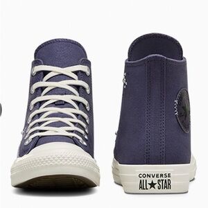 CONVERSE Women’s Chuck Taylor All Star High “ Pearls & Studs”  Size US 8